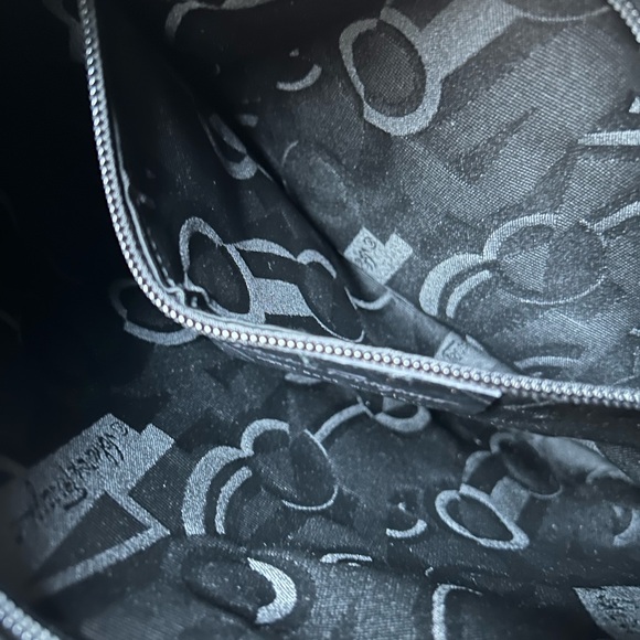 Salvatore Ferragamo Vara Chain Link Shoulder Bag Black Canvas - Picture 2 of 4